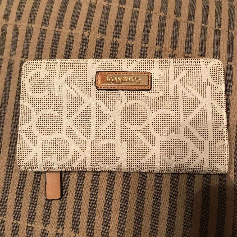 Calvin Klein slim wallet